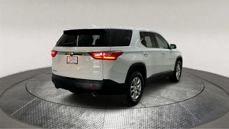 2021 CHEVROLET TRAVERSE LS