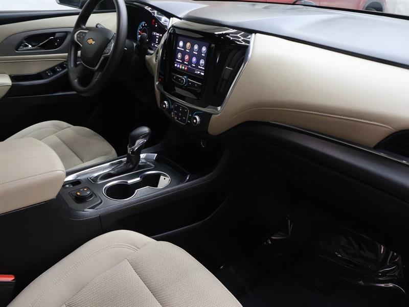 2022 CHEVROLET TRAVERSE LS