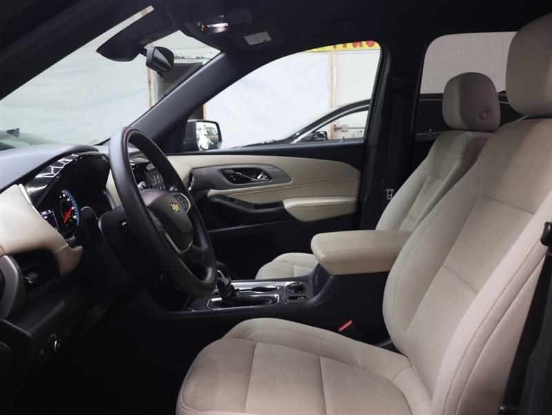 2022 CHEVROLET TRAVERSE LS