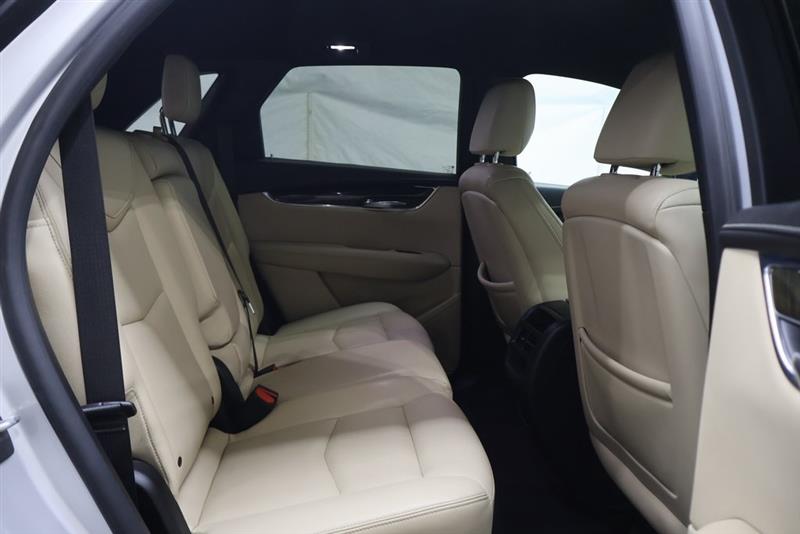 2017 CADILLAC XT5 BASE