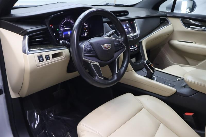 2017 CADILLAC XT5 BASE