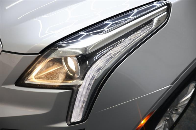 2017 CADILLAC XT5 BASE