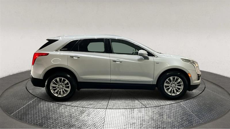 2017 CADILLAC XT5 BASE