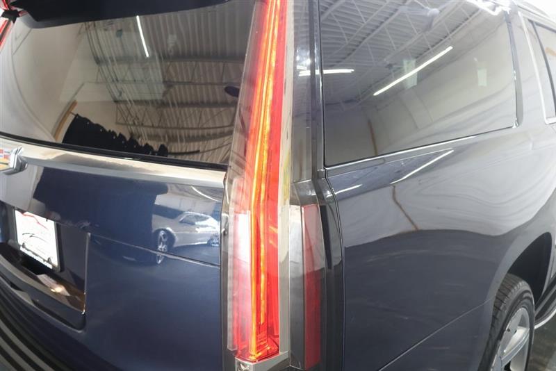 2019 CADILLAC ESCALADE ESV Luxury