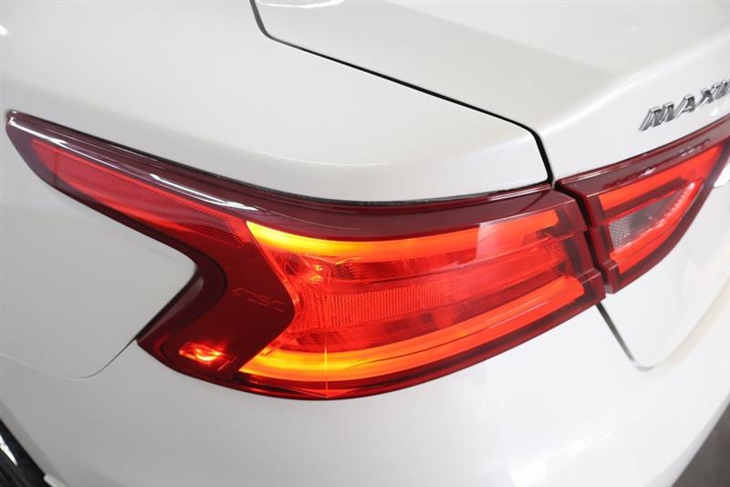 2018 NISSAN MAXIMA SL