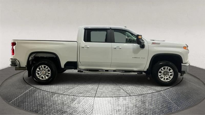 2022 CHEVROLET SILVERADO 3500HD LT