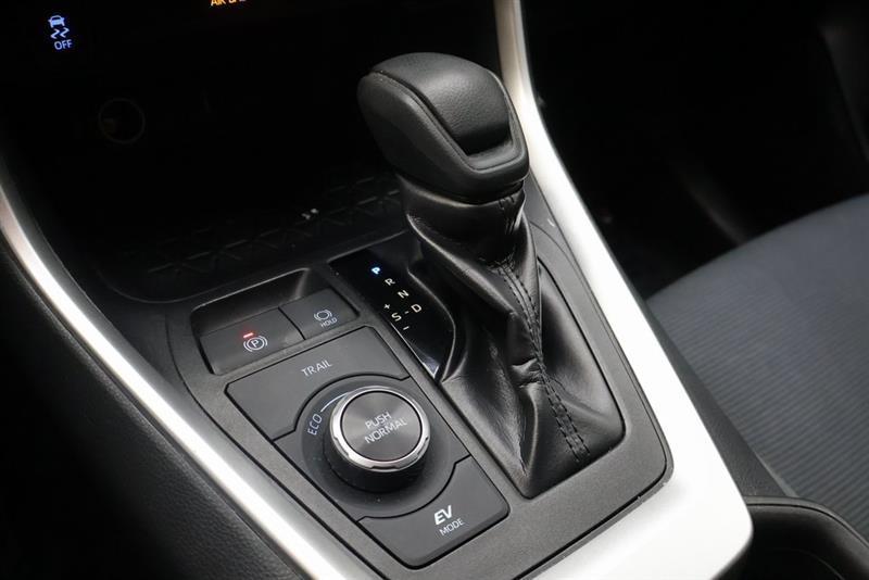 2019 TOYOTA RAV4 HYBRID LE