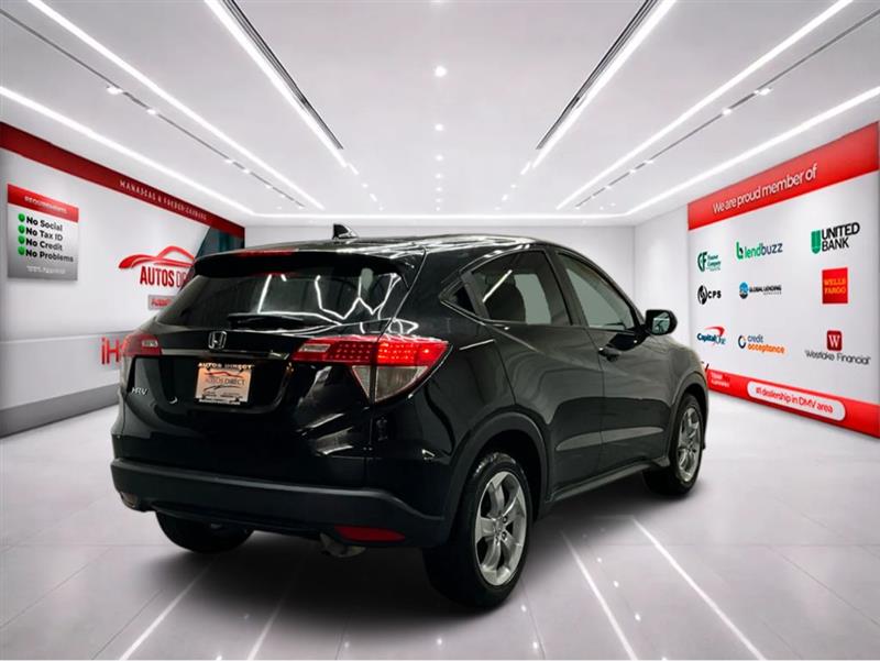 2022 HONDA HR-V LX