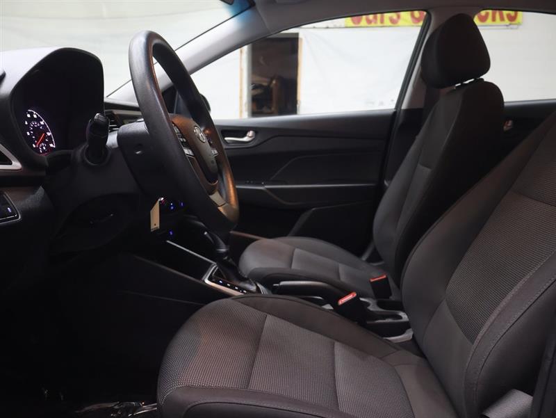 2021 HYUNDAI ACCENT SE