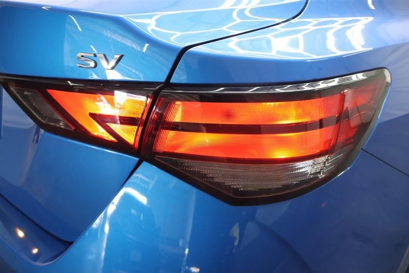 2022 NISSAN SENTRA SV