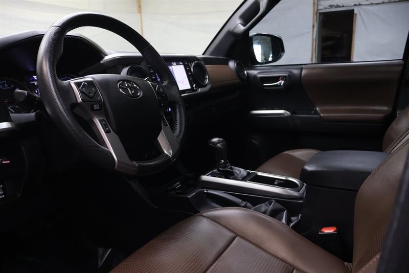 2022 TOYOTA TACOMA LIMITED