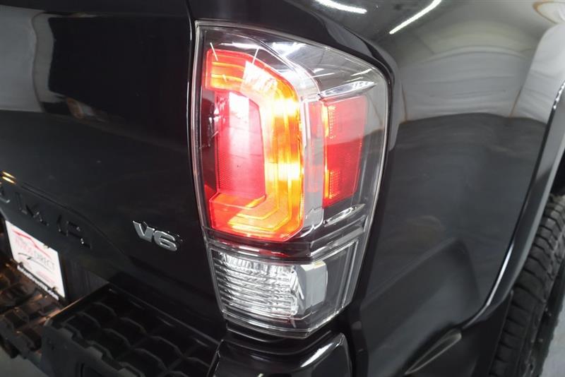 2022 TOYOTA TACOMA LIMITED