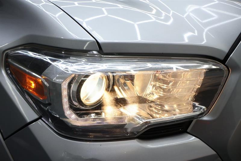 2018 TOYOTA TACOMA LIMITED