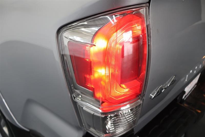 2018 TOYOTA TACOMA LIMITED