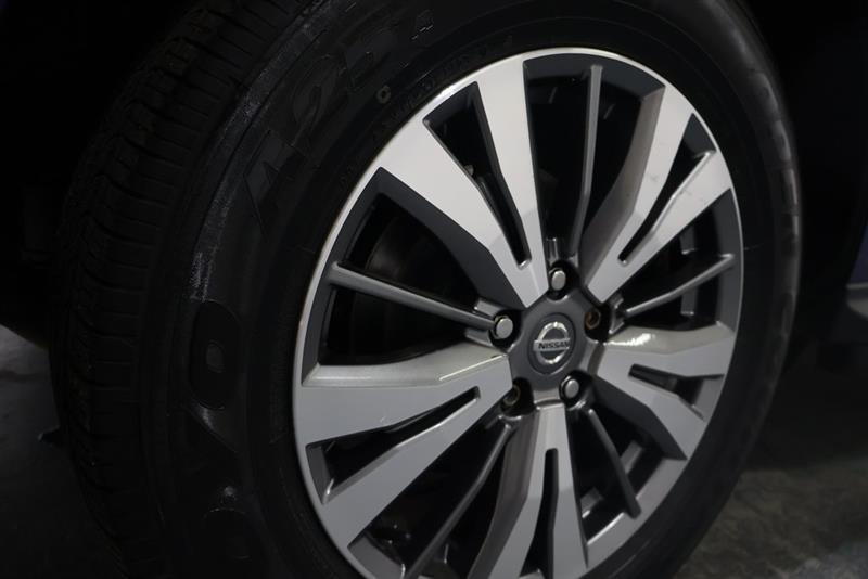 2019 NISSAN PATHFINDER SV