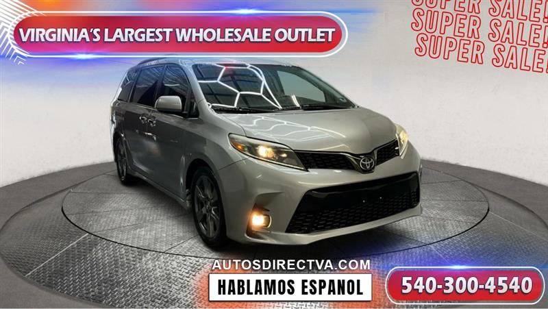 2018 TOYOTA SIENNA SE