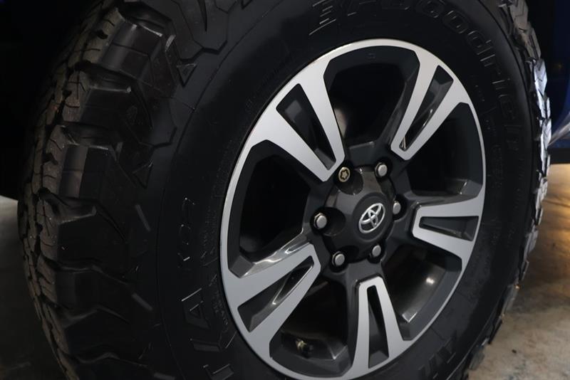 2017 TOYOTA TACOMA TRD SPORT