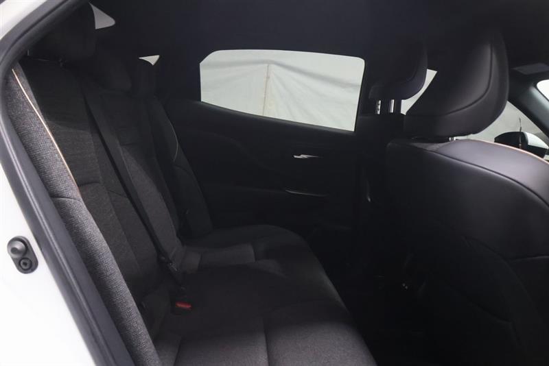 2023 TOYOTA CROWN XLE/LIMITED