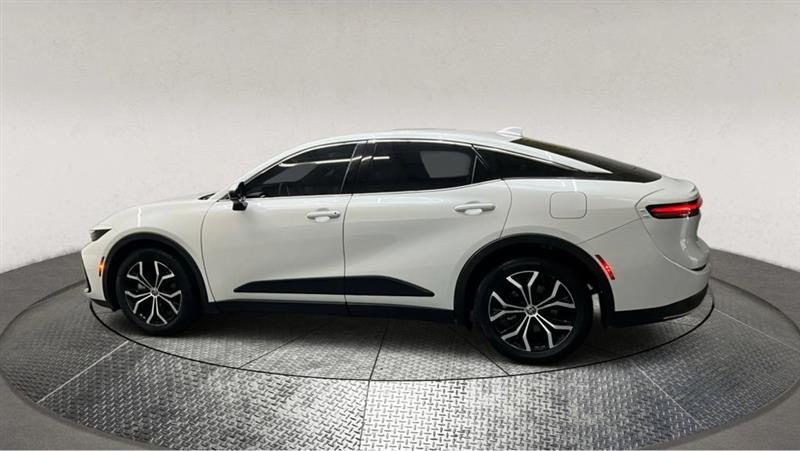 2023 TOYOTA CROWN XLE/LIMITED