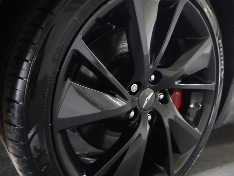 2023 GENESIS G70 3.3T