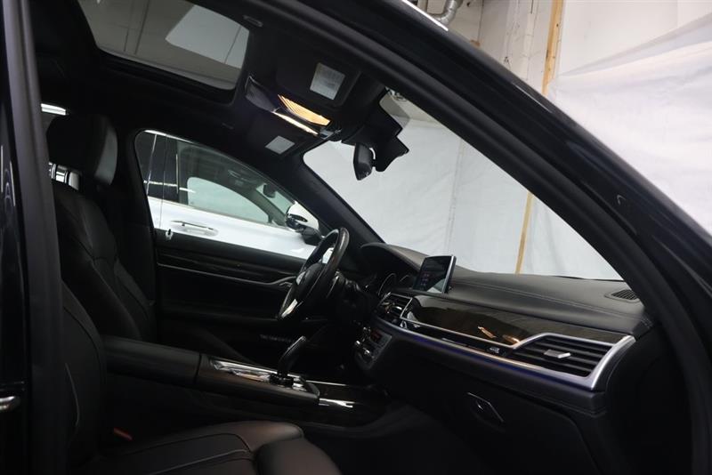 2017 BMW 7 SERIES 750i