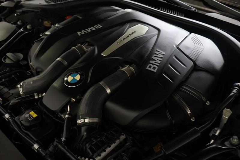 2017 BMW 7 SERIES 750i