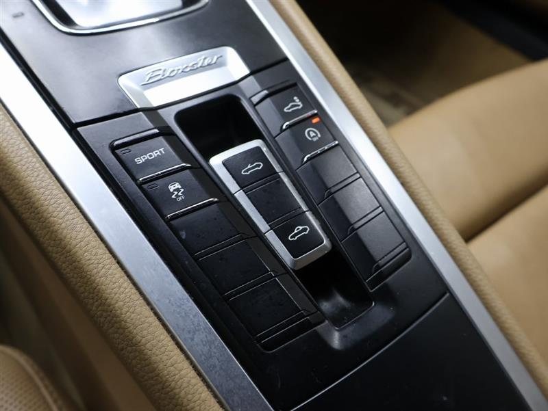 2016 PORSCHE BOXSTER 