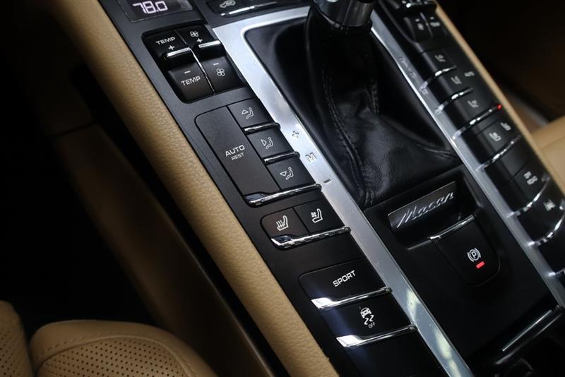 2017 PORSCHE MACAN S