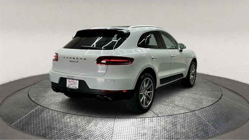 2017 PORSCHE MACAN S