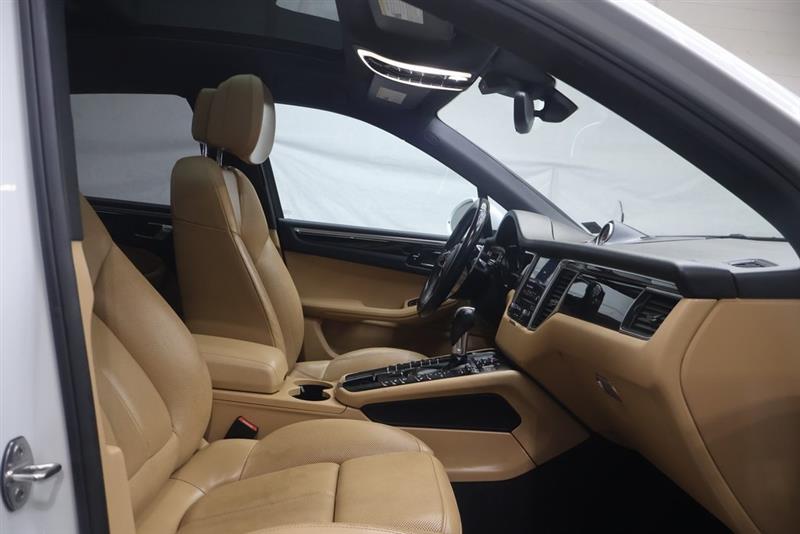 2017 PORSCHE MACAN S