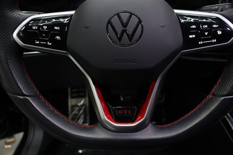 2024 VOLKSWAGEN GOLF GTI S