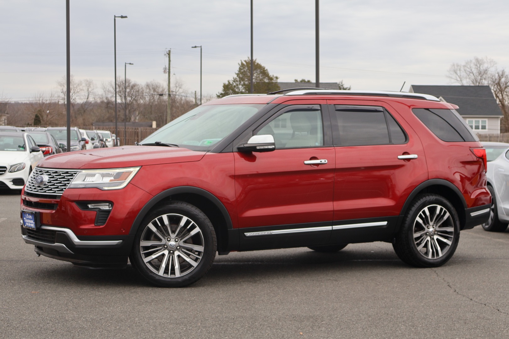 2018 Ford Explorer Platinum's photo