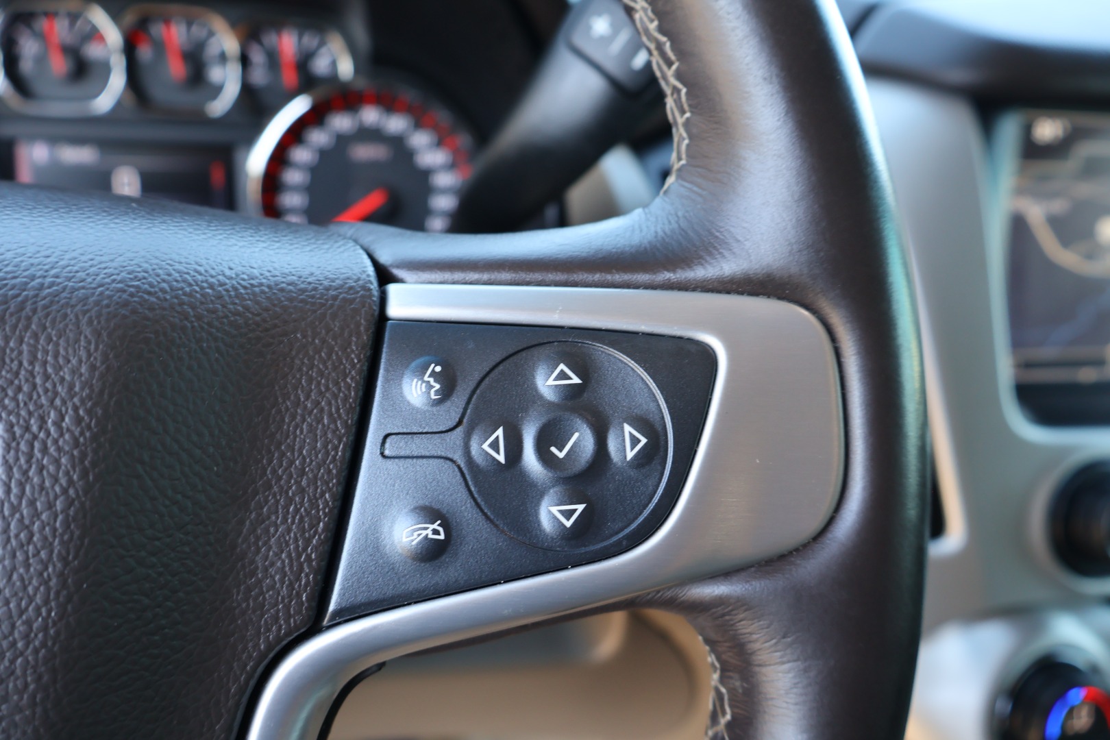 2016 Gmc Yukon SLT photo 23
