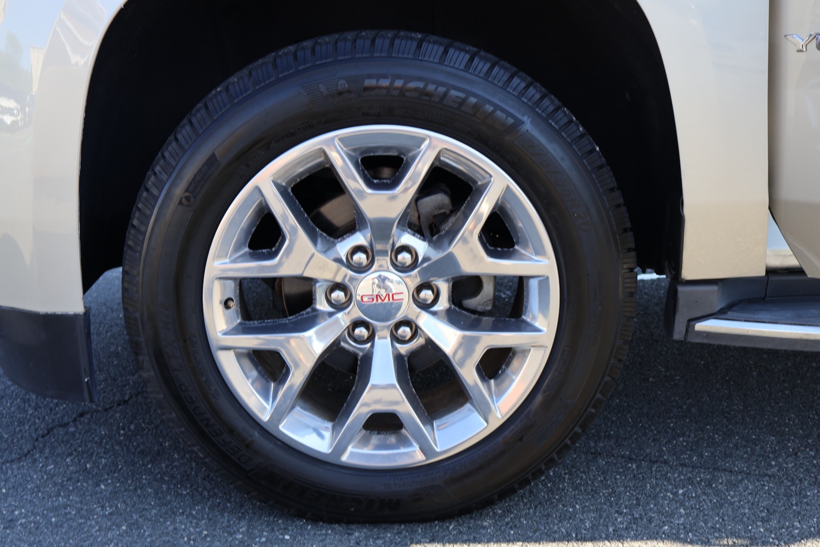 2016 Gmc Yukon SLT photo 35