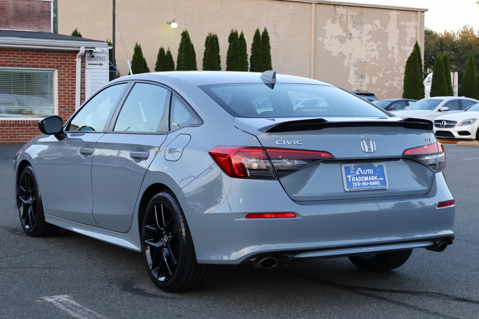 2022 Honda Civic Si photo 2