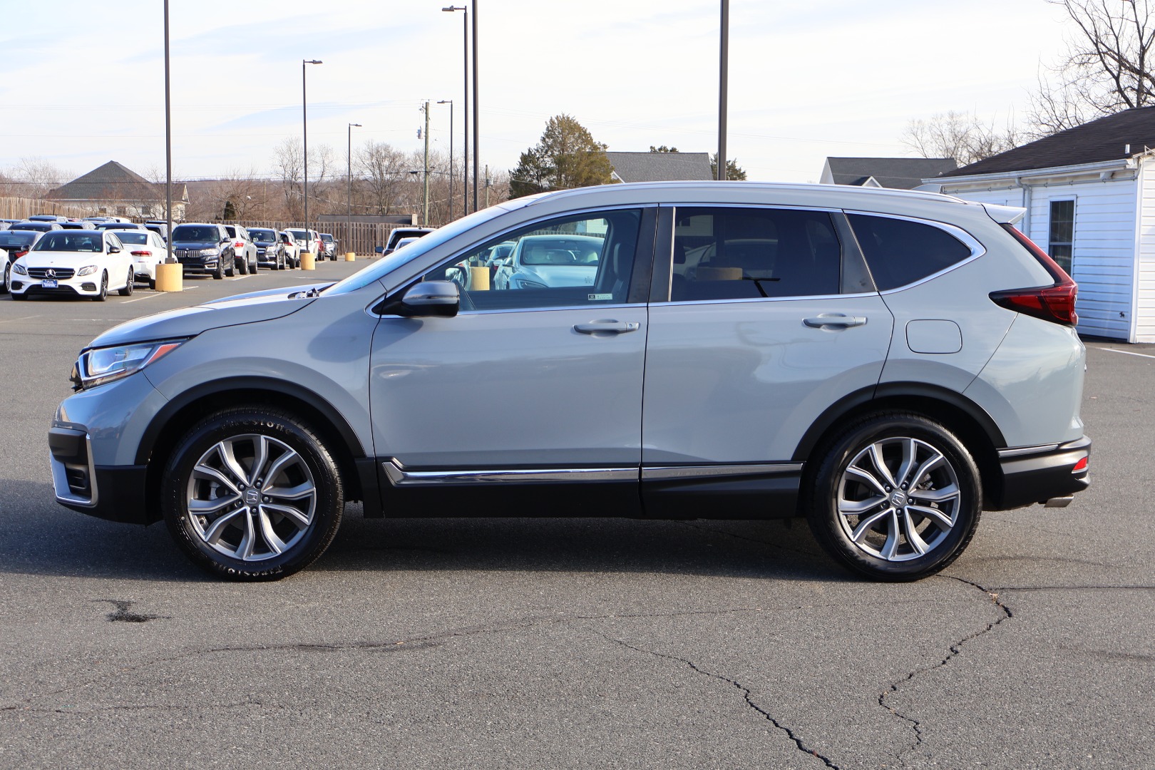 2020 Honda CR-V Touring photo 4