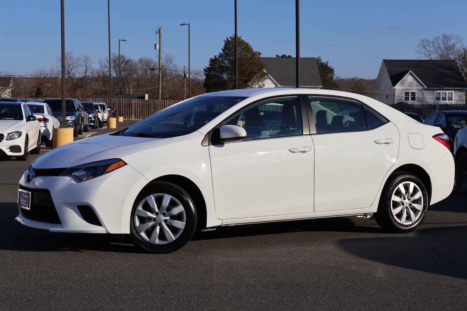 2014 Toyota Corolla LE's photo