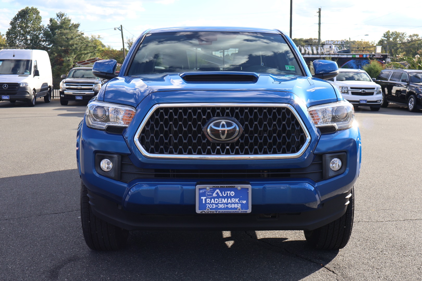 2018 Toyota Tacoma TRD Sport 4x4 Long Bed photo 4