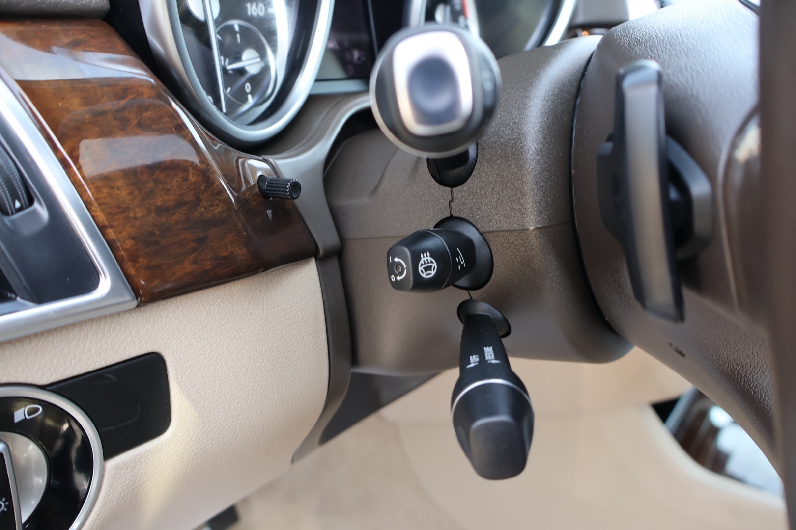 2013 Mercedes Benz GL 450 photo 35