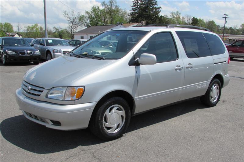 2002 TOYOTA SIENNA Printer Friendly Flyer.