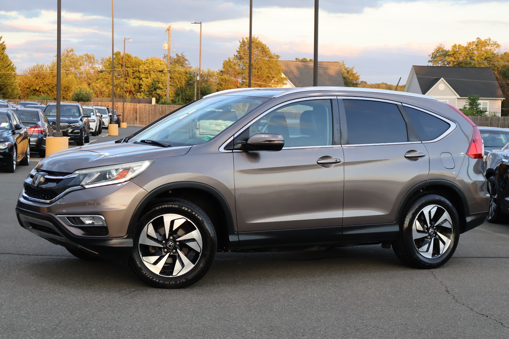 2016 Honda CR-V Touring's photo