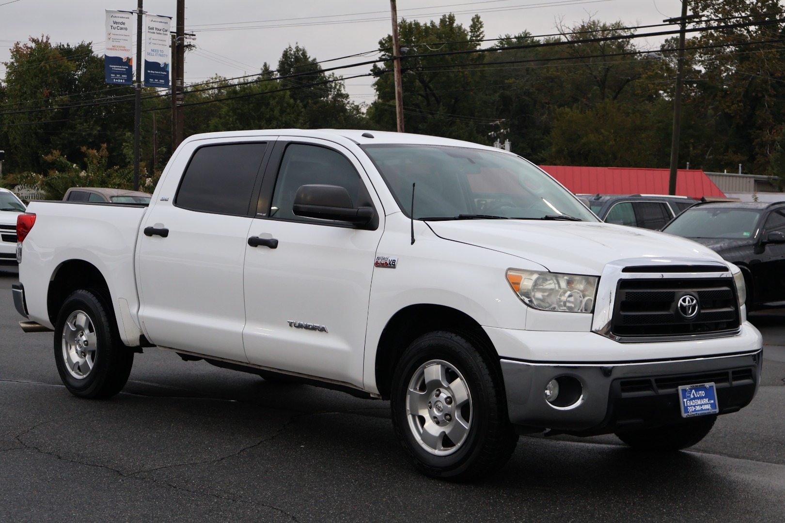 2011 Toyota Tundra CrewMax photo 11