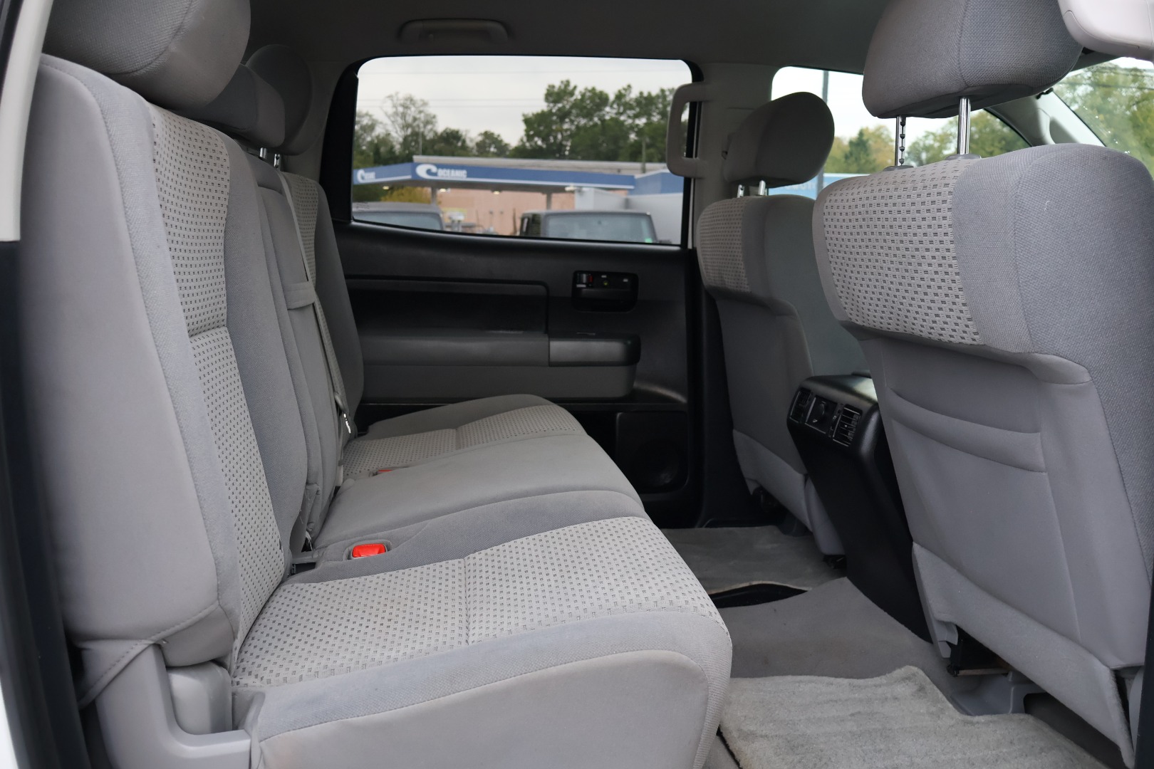 2011 Toyota Tundra CrewMax photo 14