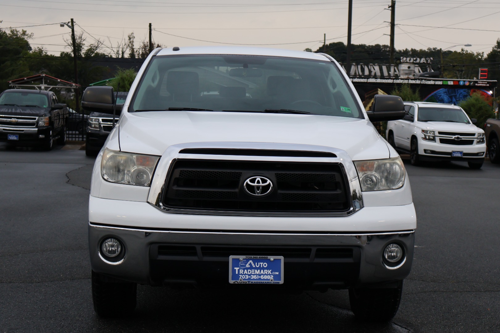 2011 Toyota Tundra CrewMax photo 3