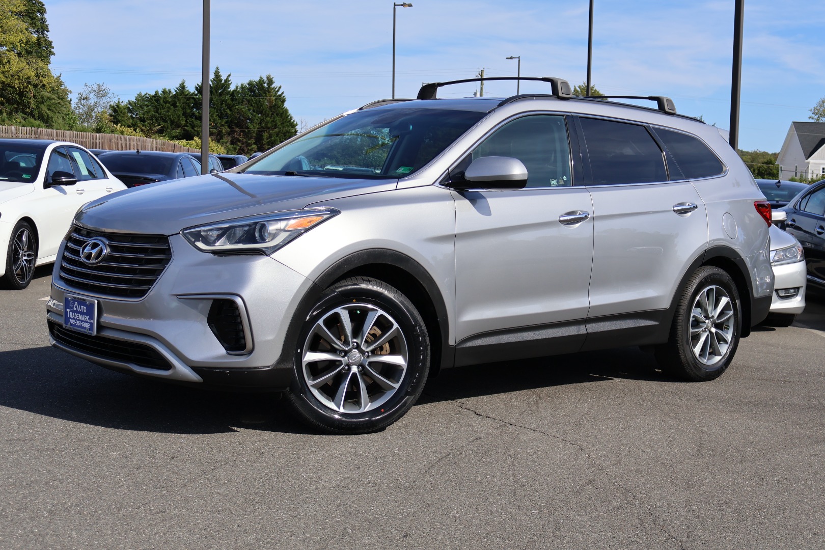 2019 Hyundai Santa Fe XL SE photo 2