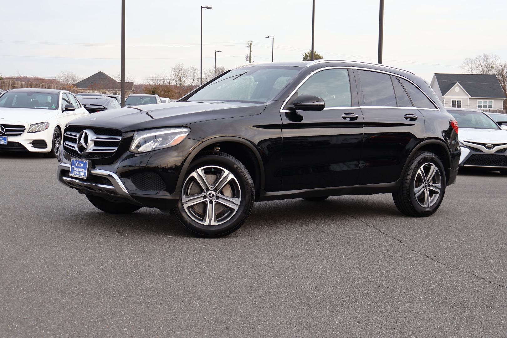 2017 Mercedes-Benz GLC GLC300's photo