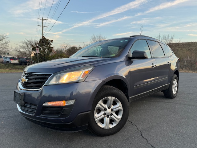 2014 Chevrolet Traverse LS photo 3