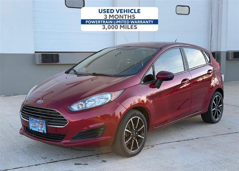 2017 Ford Fiesta SE's photo