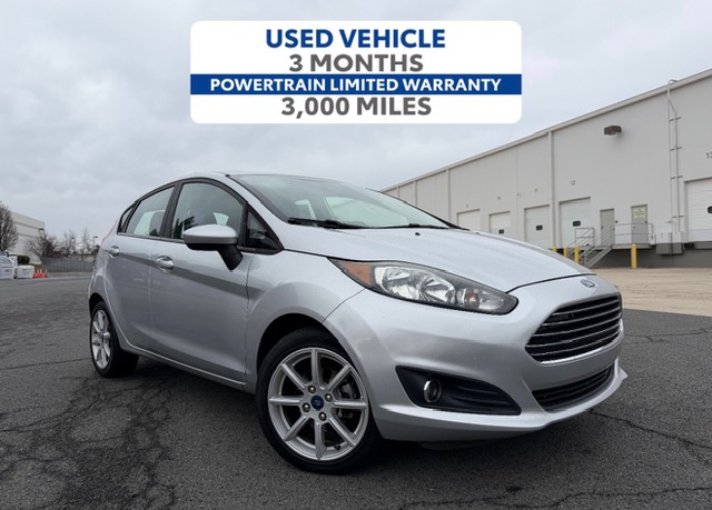 2019 Ford Fiesta SE's photo