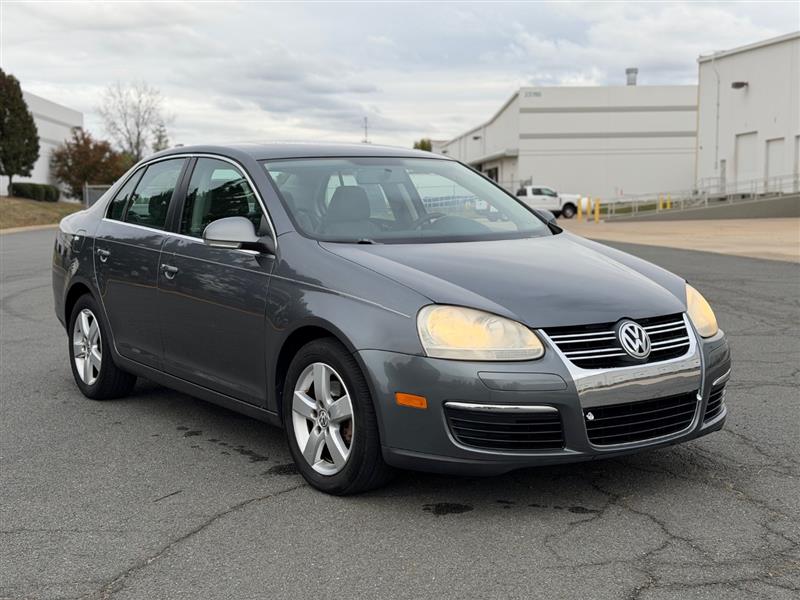 2009 Volkswagen Jetta SE's photo